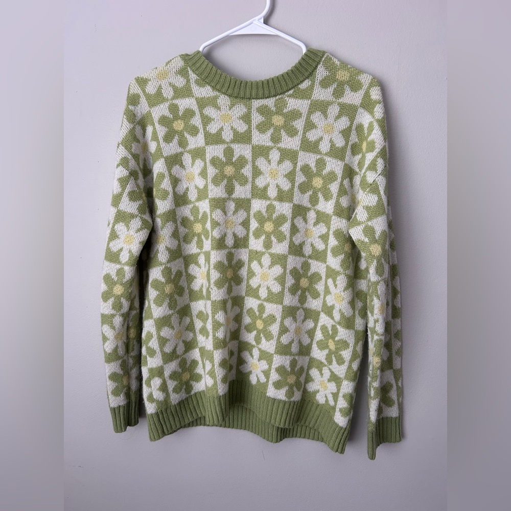 Rue21 Green and White Floral Women's Sweater
